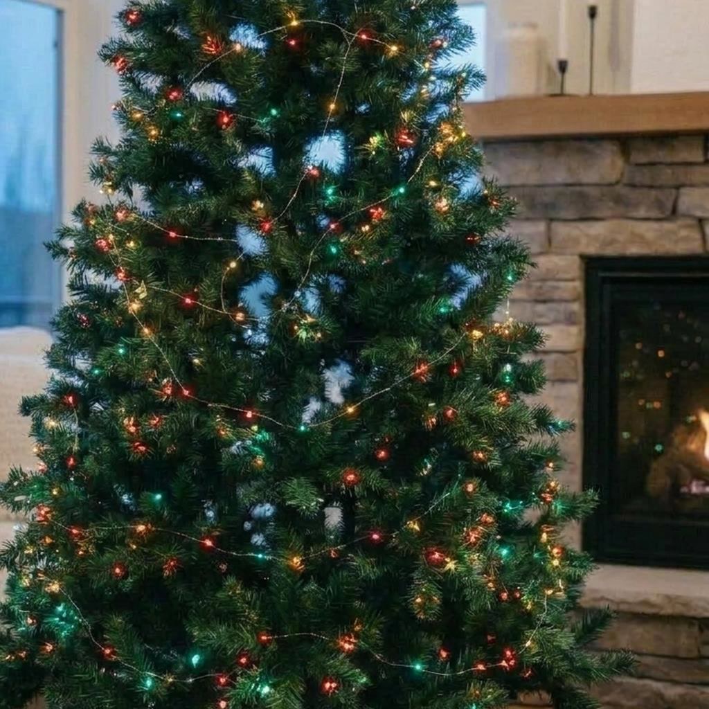 Twinkle Tree red green gold lights